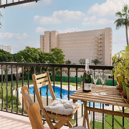 Lovely Apartment Next To The Beach 托雷莫利诺斯 外观 照片