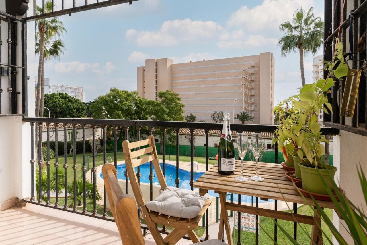 Lovely Apartment Next To The Beach 托雷莫利诺斯 外观 照片